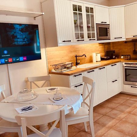 Lux House Next To The Airport Of Athens. Transport 24H Villa Artemida  Eksteriør billede